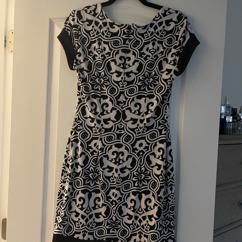 Caché White & Black w/ Silver Midi Dress Sz8 NWT